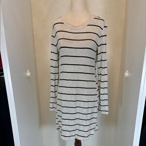 Lou & Grey Cream and Black Knit Top